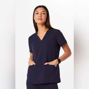 FIGS Casma Three-Pocket Scrub Top XS Navy